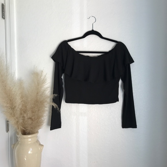 Heart & Hips Cropped Off Shoulder Ruffle Top - Picture 3 of 7